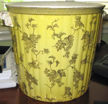 Bordeaux (Brown Floral) Slop Jar No Lid