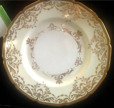 E1296 by Royal Doulton