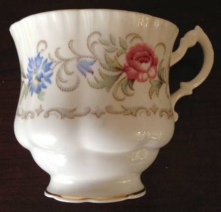 1006C Footed Cup
