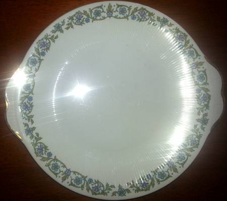RST218 Handled Cake Plate