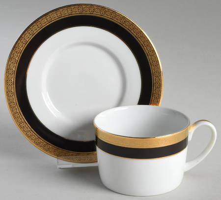 6651 Flat Cup & Saucer Set