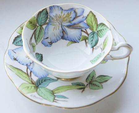 4853 Footed Cup & Saucer Set