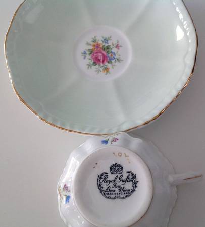 X720 Saucer for Flat Cup