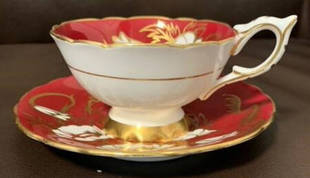8504 Red Footed Cup & Saucer Set