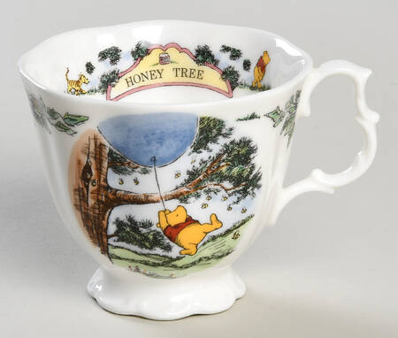 Winnie the Pooh Collection (Scall Footed Cup