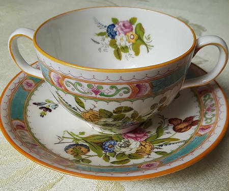 RD366 Footed Bouillon Cup & Saucer