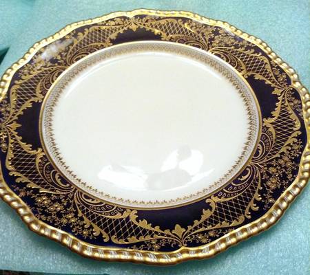2600 by Royal Doulton