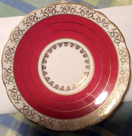 RST141 Saucer