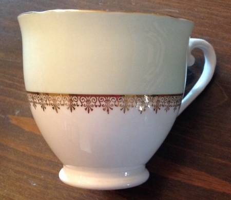 8063 Footed Cup