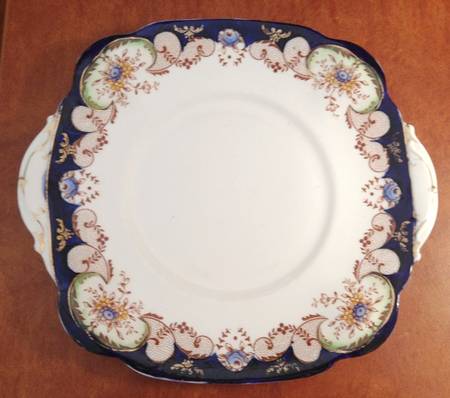 RSD73 Handled Cake Plate