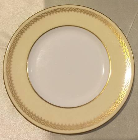 BB3507 by Royal Doulton