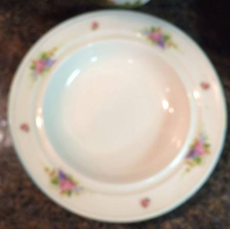 Hb6229 by Royal Doulton