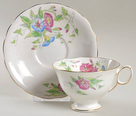 Westbury Footed Cup & Saucer Set