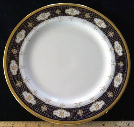Hb7297 by Royal Doulton