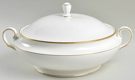 Cambridge Gold Round Covered Vegetable