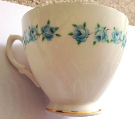 7966 Footed Cup