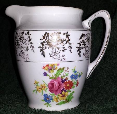 3155 Creamer