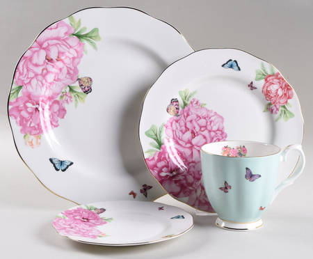 Friendship 4 Piece Place Setting