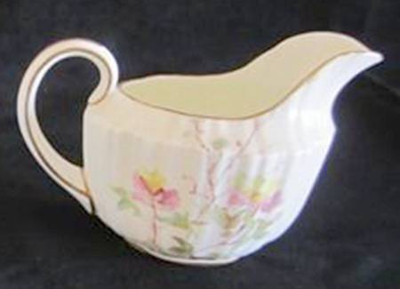 C2319 by Royal Doulton