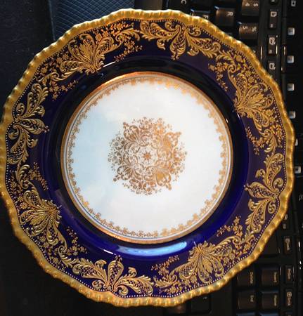 HB3420 by Royal Doulton