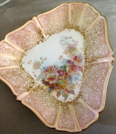 C3214 by Royal Doulton