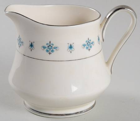 Allure Creamer