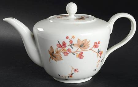 R2993 Teapot & Lid