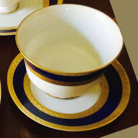 ROT330 Footed Cup & Saucer Set