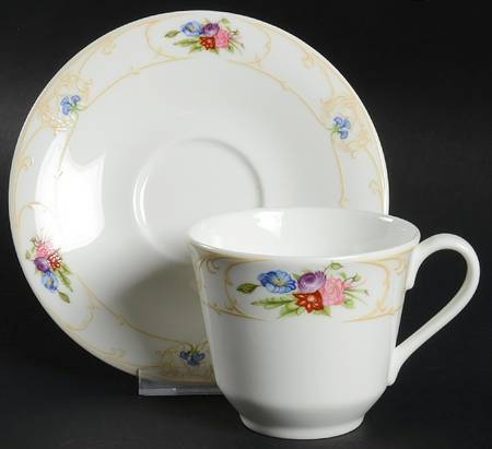 RD374 by Royal Doulton