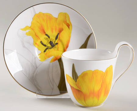 Flora Flat Cup & Saucer Set