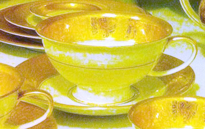 6390 Footed Cup & Saucer Set