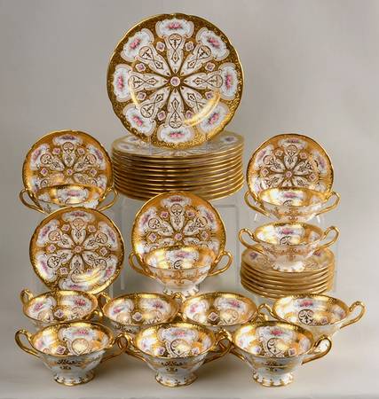N827 30 Piece Estate Set