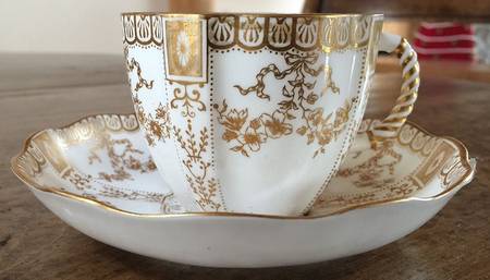 3235 by Royal Crown Derby