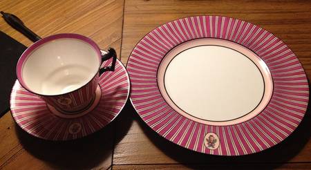 RA8212 Pink by Royal Doulton