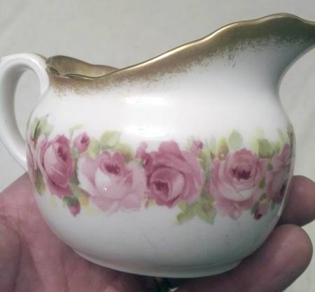 V2367 Creamer