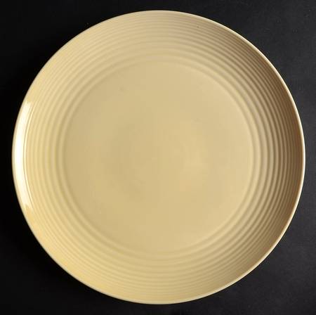 Maze Buttermilk 13" Chop Plate (Round Platter)