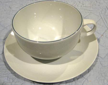 3074 Flat Cup & Saucer Set