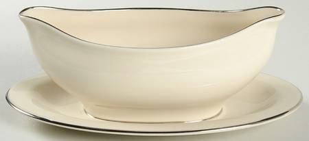 Classic Gravy Boat with Attached Underplate