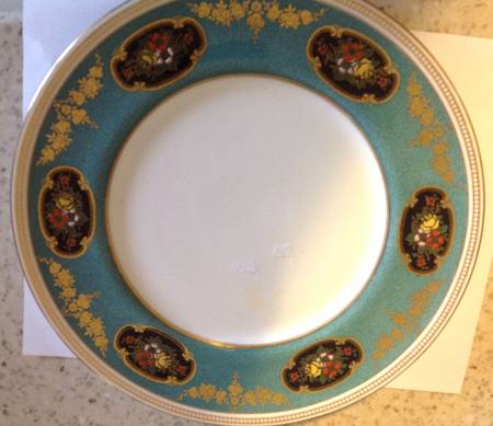 H1381 by Royal Doulton