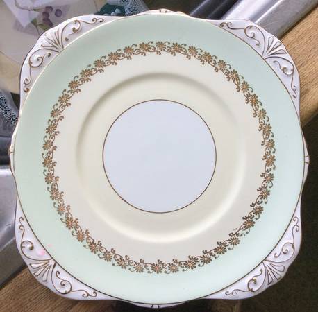 RGR158 Square Handled Cake Plate