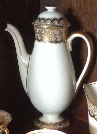 W194 Coffee Pot & Lid