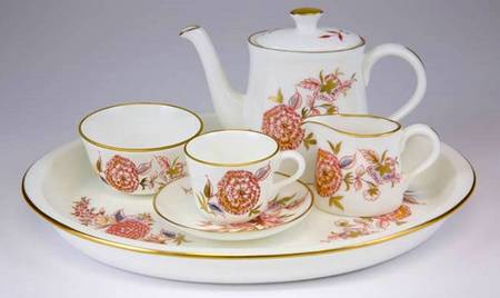 Derbyshire Garden 7 Piece Miniature Tea Set