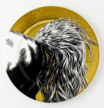 Equus Gold Dinner Plate