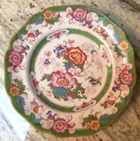 Bentick Green (Scalloped) Dinner Plate