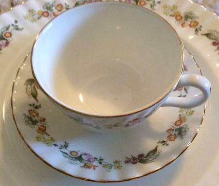 ROK42 Flat Cup & Saucer Set