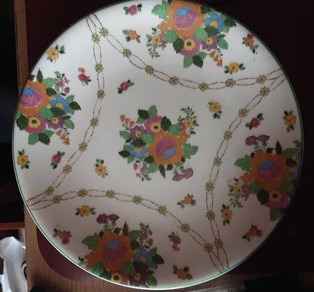 RD382 by Royal Doulton