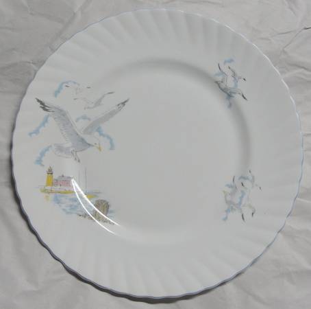 Seagull (Fluted) by Rosina-Queens