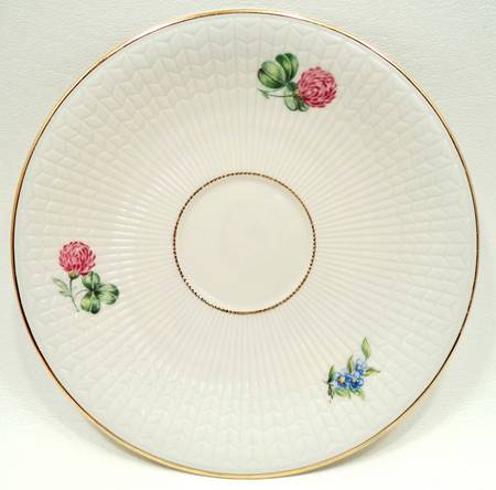 532 Saucer