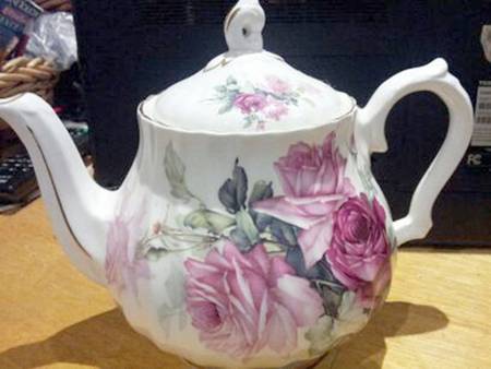 RPN24 Teapot & Lid
