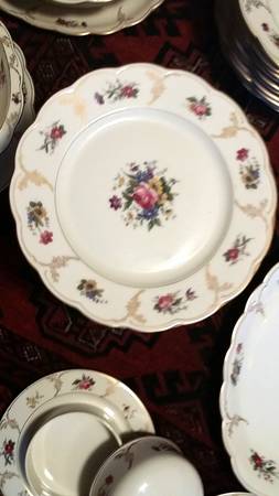 ROT339 Dinner Plate